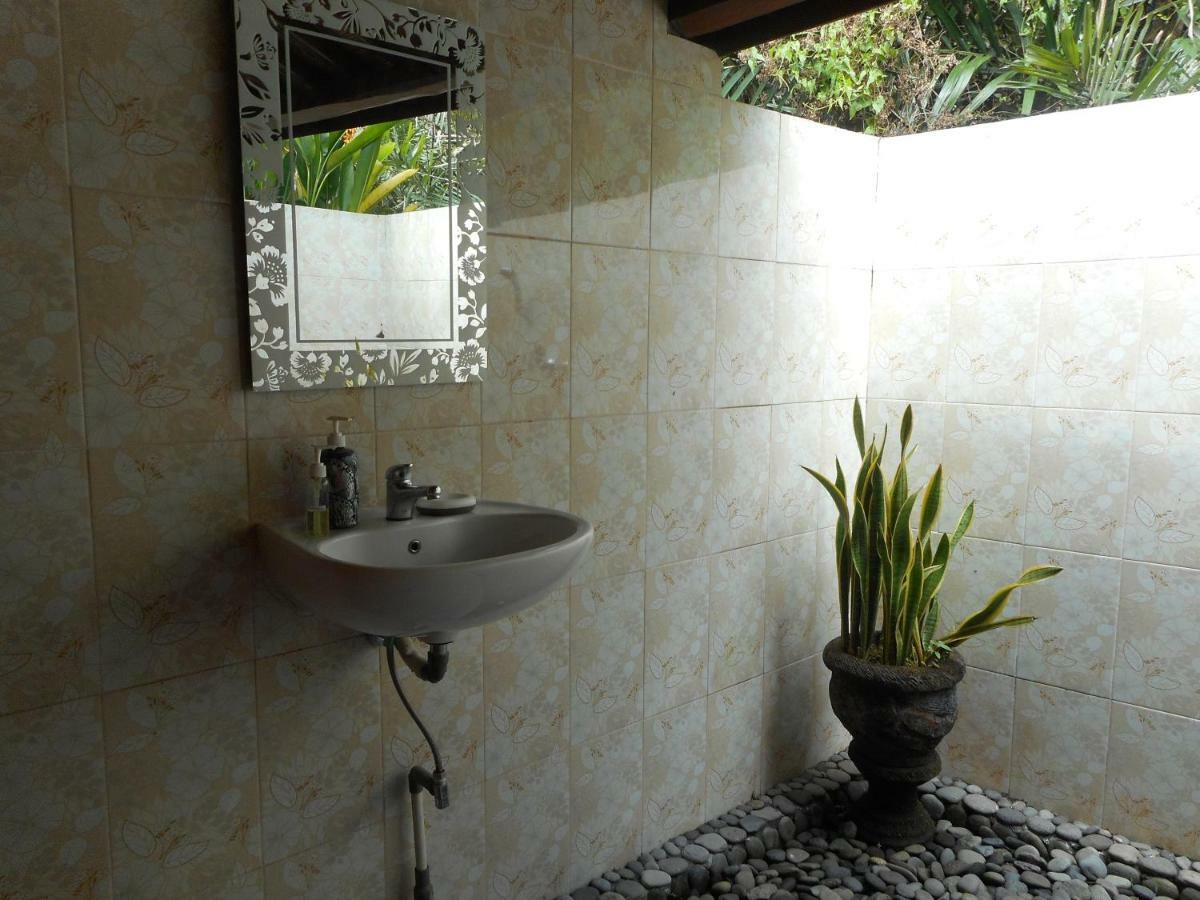 Kubu Alas Tunggal Villa Sidemen  Exterior photo